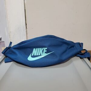 Nike Heritage Waist Bag Unisex Sports Swoosh Pack Casual blue NWT DB0490-460